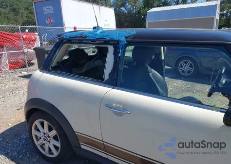 2013 Mini Cooper S z USA, uszkodzony, nr VIN WMWSV3C52DT394637